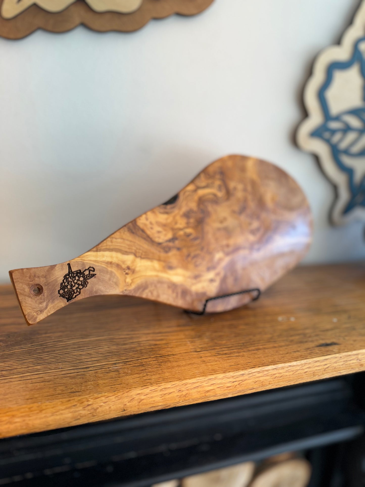 Handled Olivewood Cutting Board